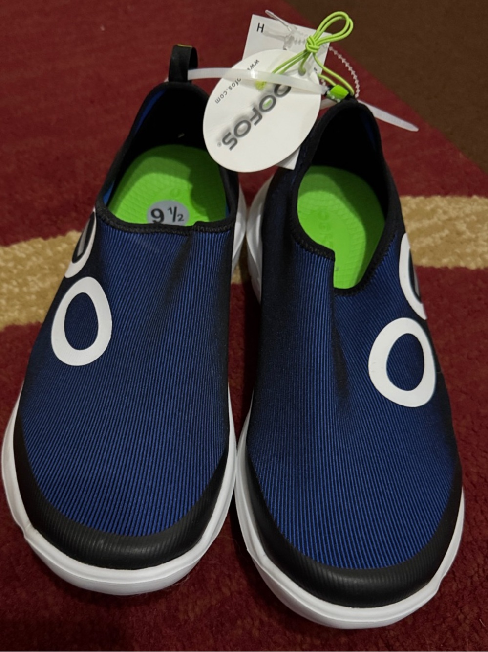 OOFOS Slip-On Shoes in Navy /White & Lime Insole Casual Comfort Sz-9.5M NWT